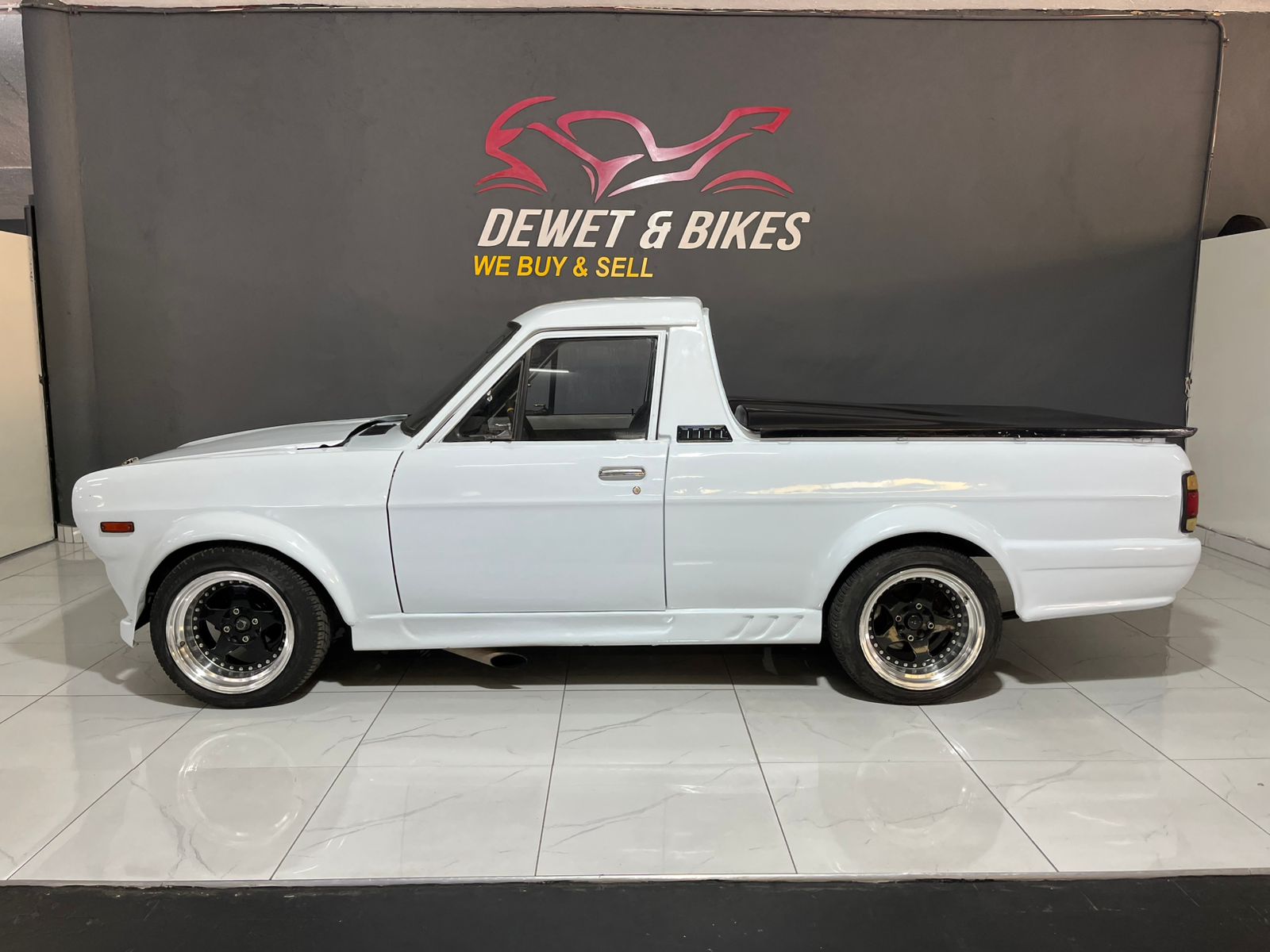 NISSAN 1400 SR20