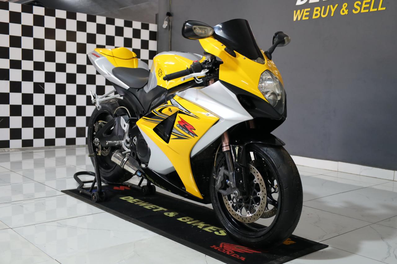 GSXR 1000 YELLOW 3