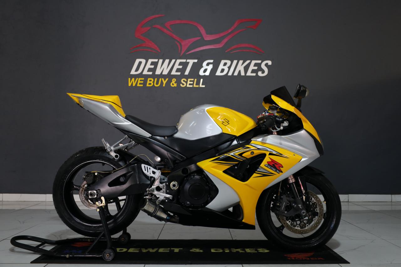 GSXR1000 YELLOW